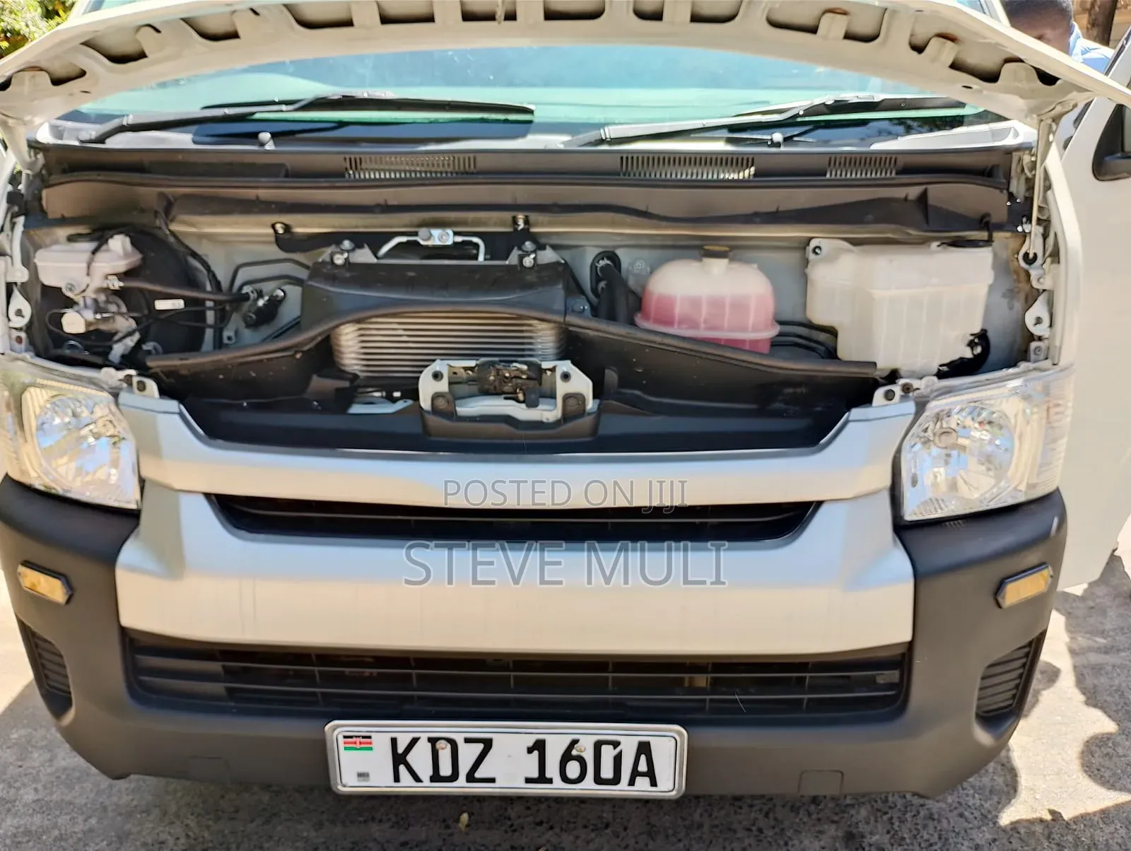 Toyota HiAce 2025 White