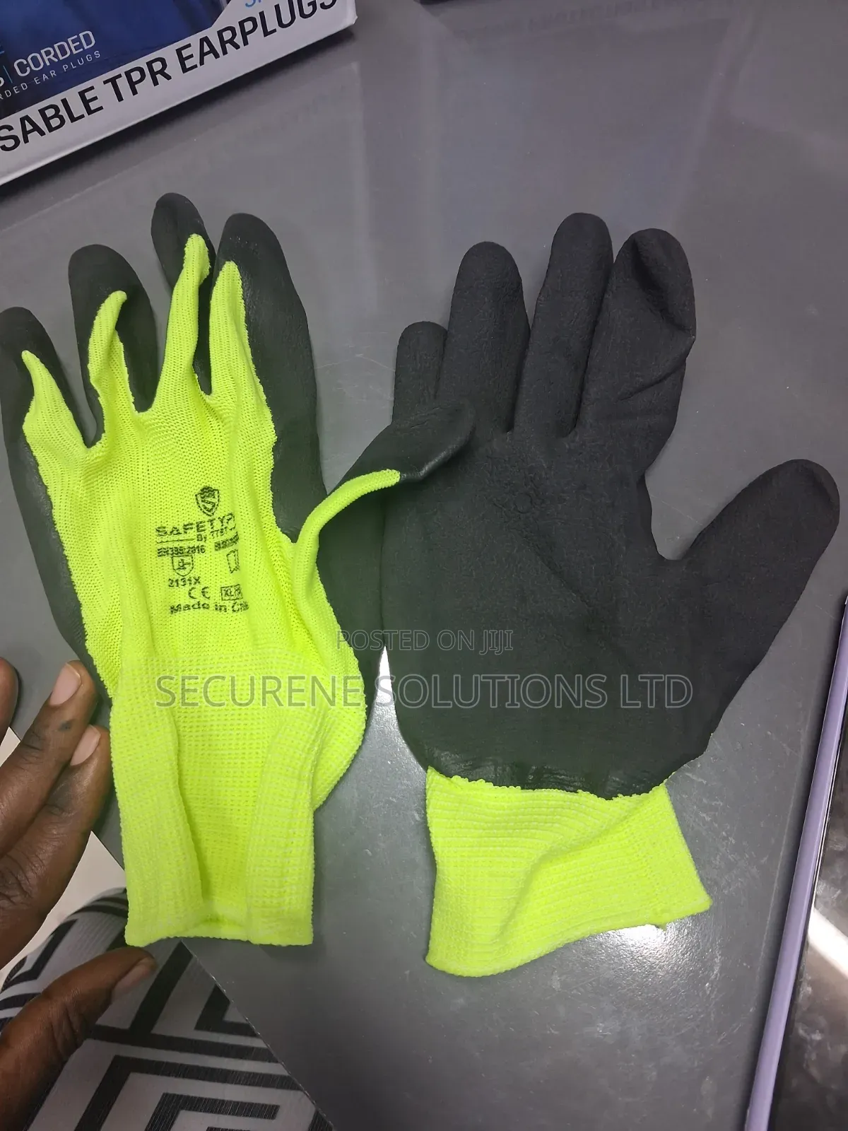 Safety Work Gloves Feature a High-Visibility