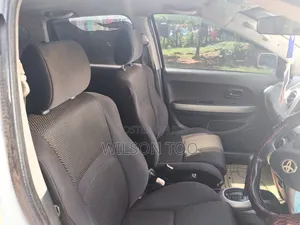 Toyota IST 2006 Silver