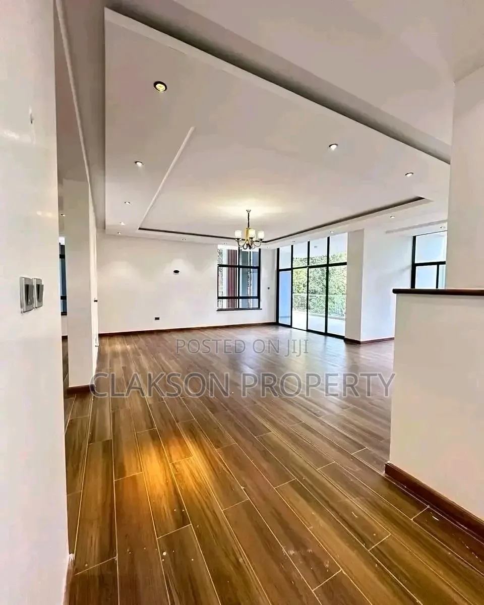 4bdrm Townhouse / Terrace in Karen, Hardy for rent