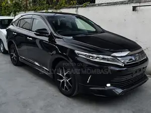 Toyota Harrier 2.0 2019 Black