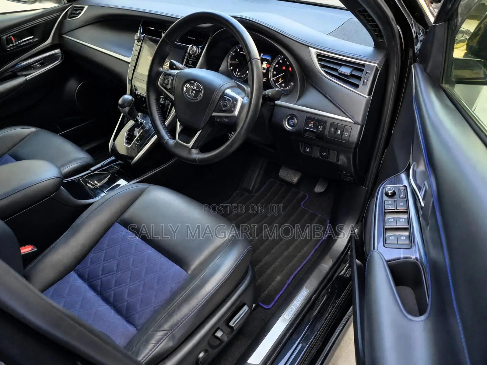 Toyota Harrier 2.0 2019 Black