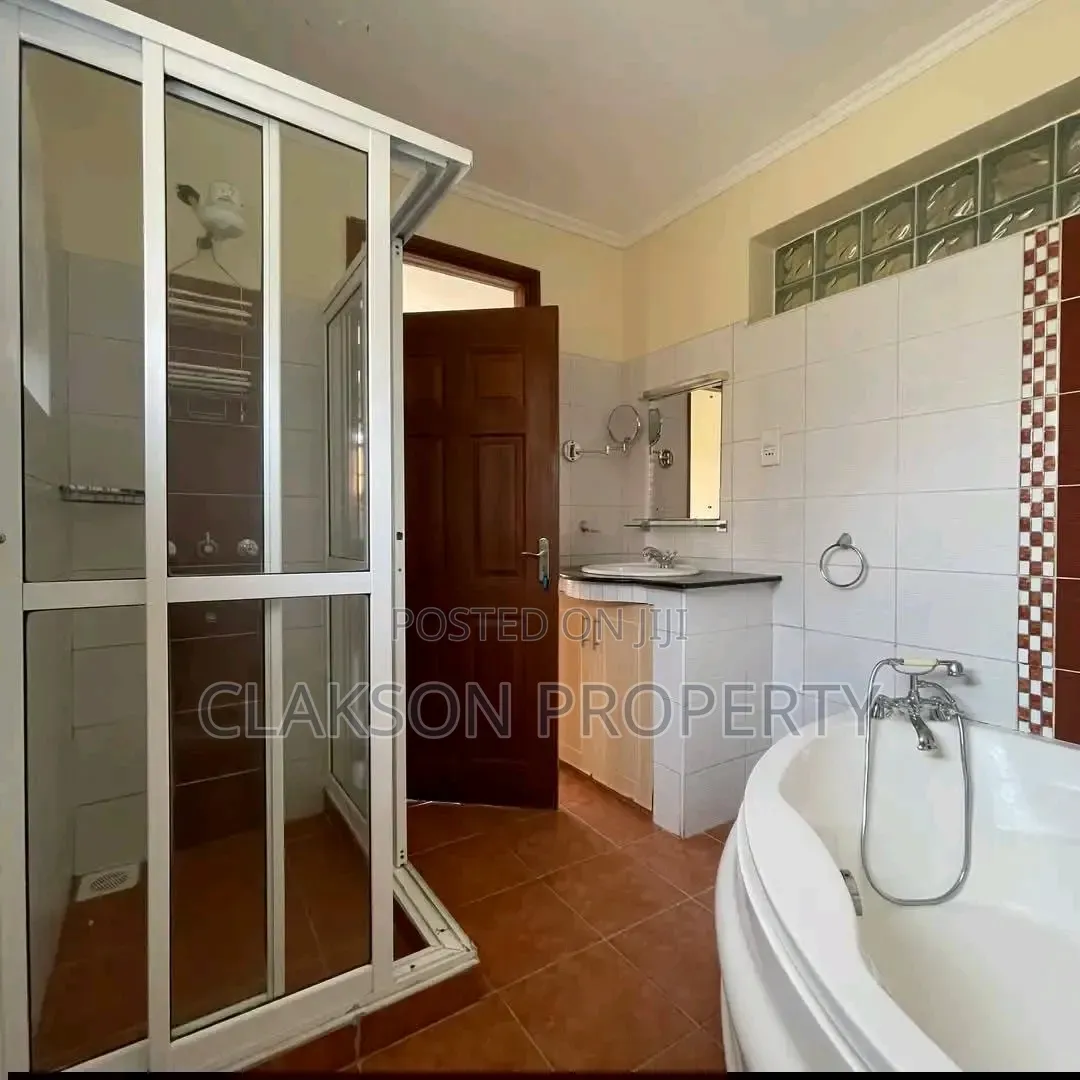 3bdrm Apartment in Lavington, Valley Arcade for rent