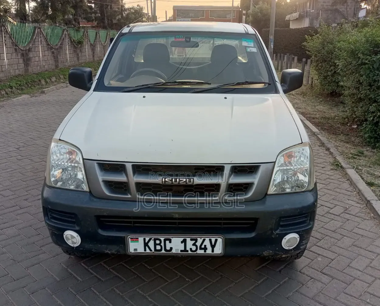 Isuzu D-MAX 2008 White