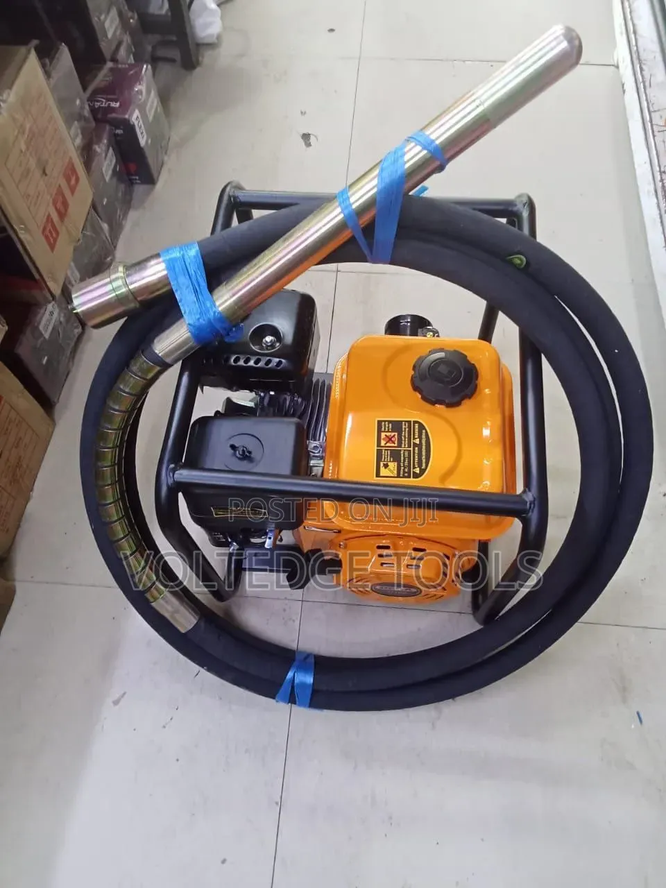 7.5HP Dera Petrol Concrete Vibrator With 6M Poker Shaft