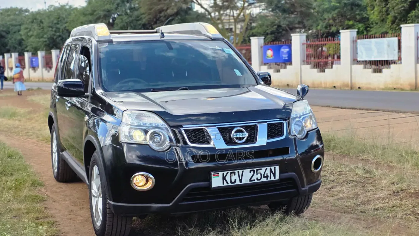 Nissan X-Trail 2012 Black