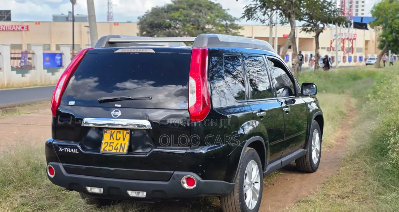 Nissan X-Trail 2012 Black