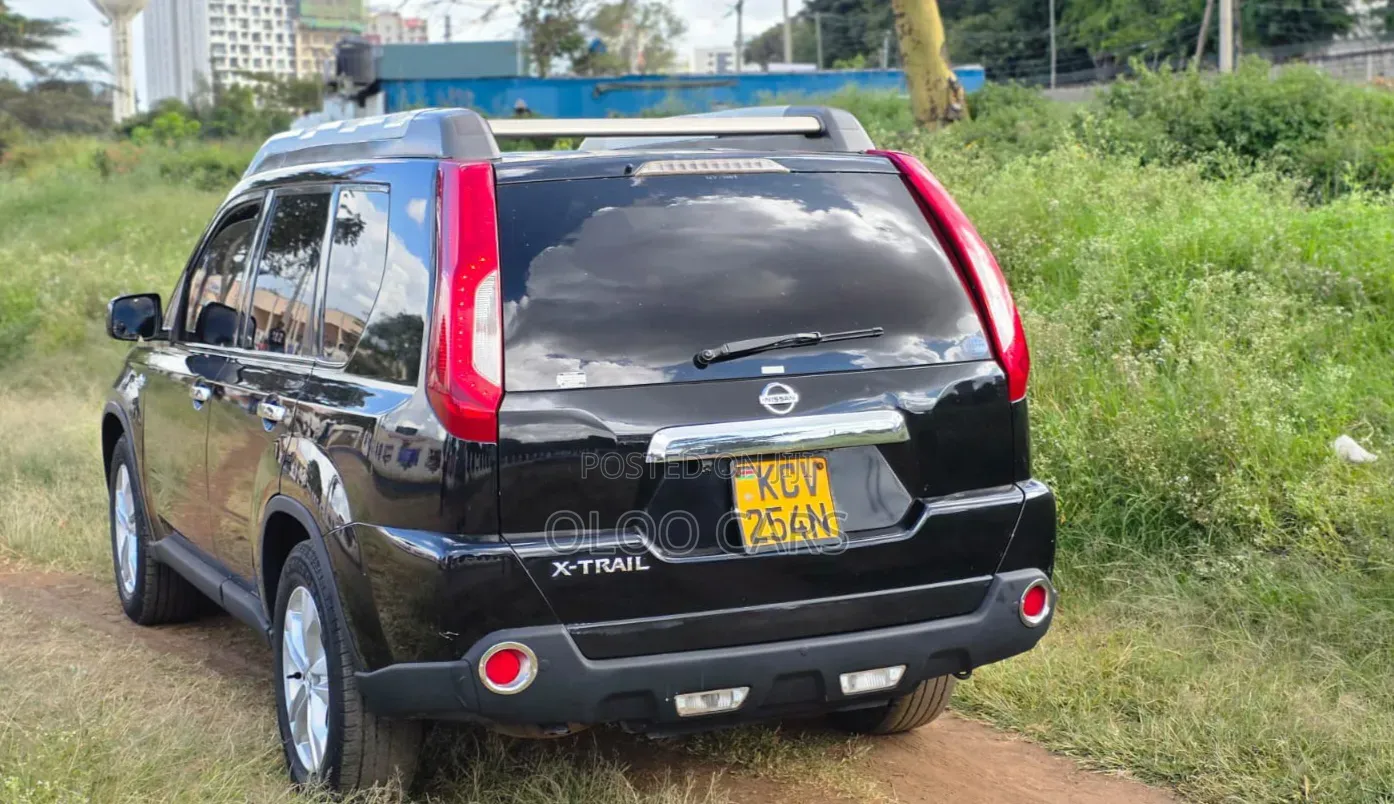 Nissan X-Trail 2012 Black