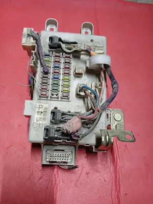Fuse Box Toyota Landcruiser Prado 2012