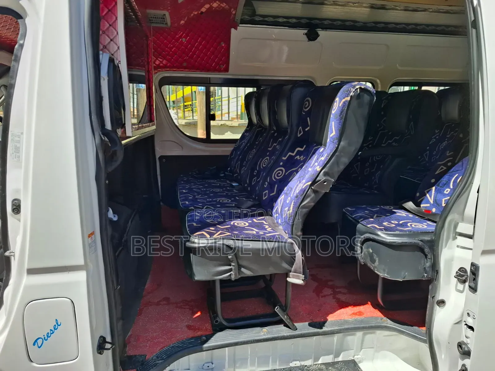 Toyota HiAce 2016 White
