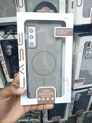 Matte Magnetic Phone Case Designed for the Samsung Galaxy S21+