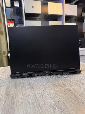Laptop Lenovo Legion Slim 5 24GB Intel Core Ultra 7 SSD 1T
