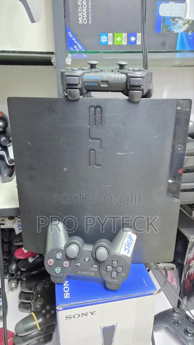 Playstation 3 - thumbnail 3