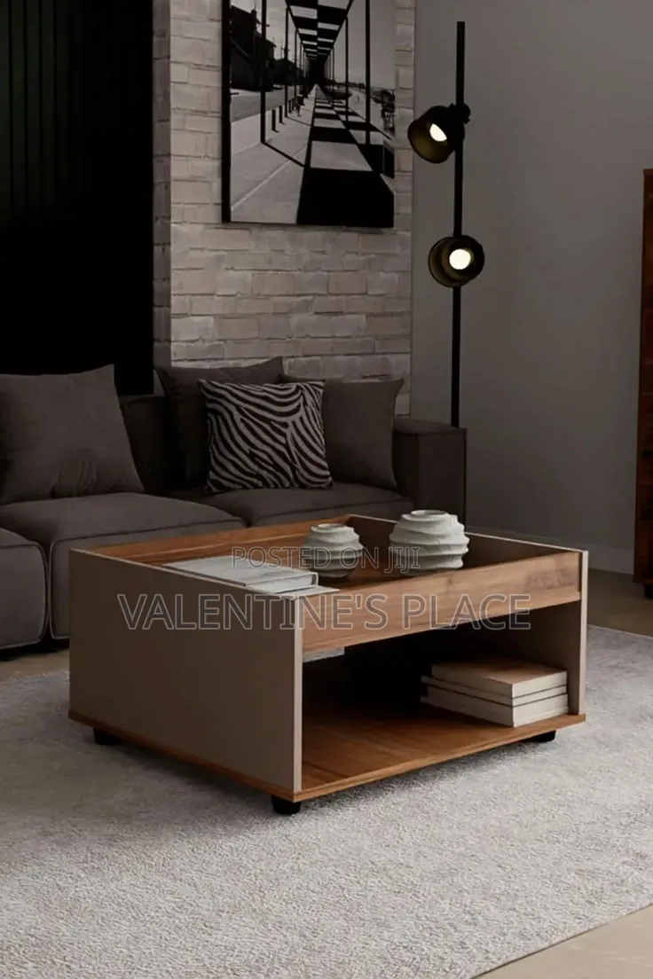 Luxurious Center Table With Wooden Finish