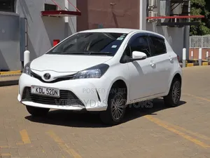 Toyota Vitz 2016 White