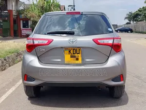 Toyota Vitz 2018 Gray
