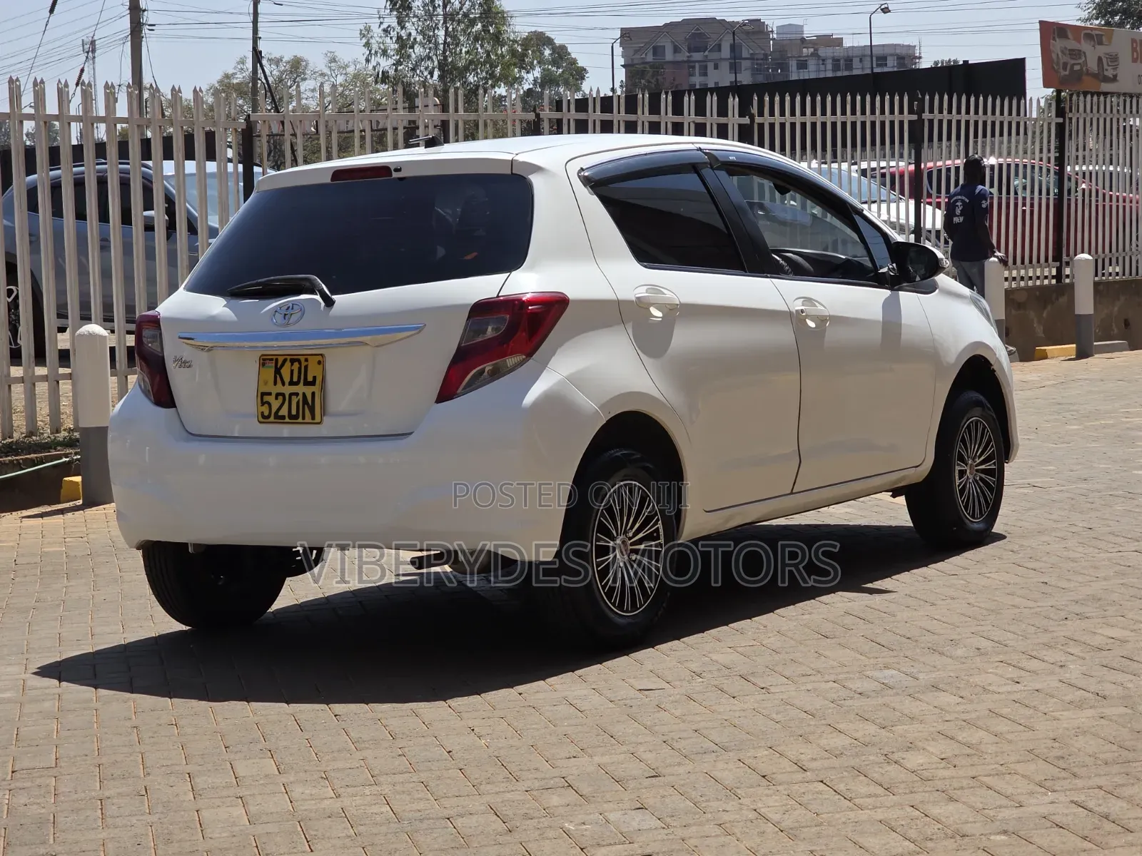 Toyota Vitz 2016 White