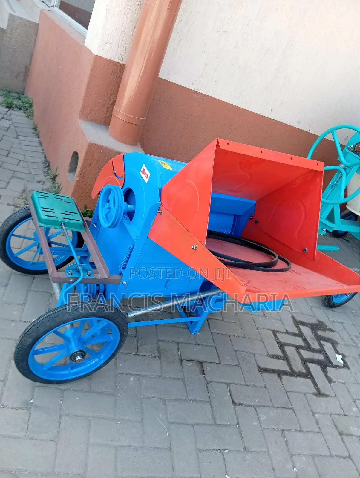 Multi Crop Thresher Machine