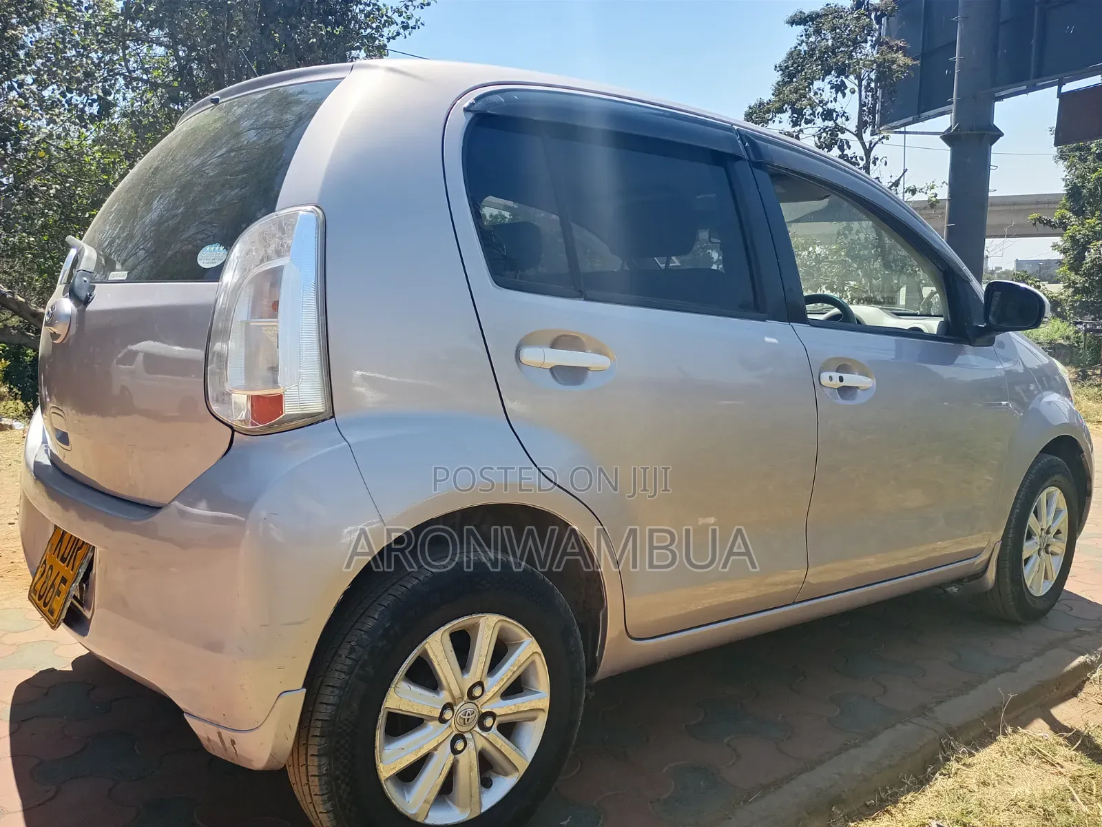 Toyota Passo 2016 Silver