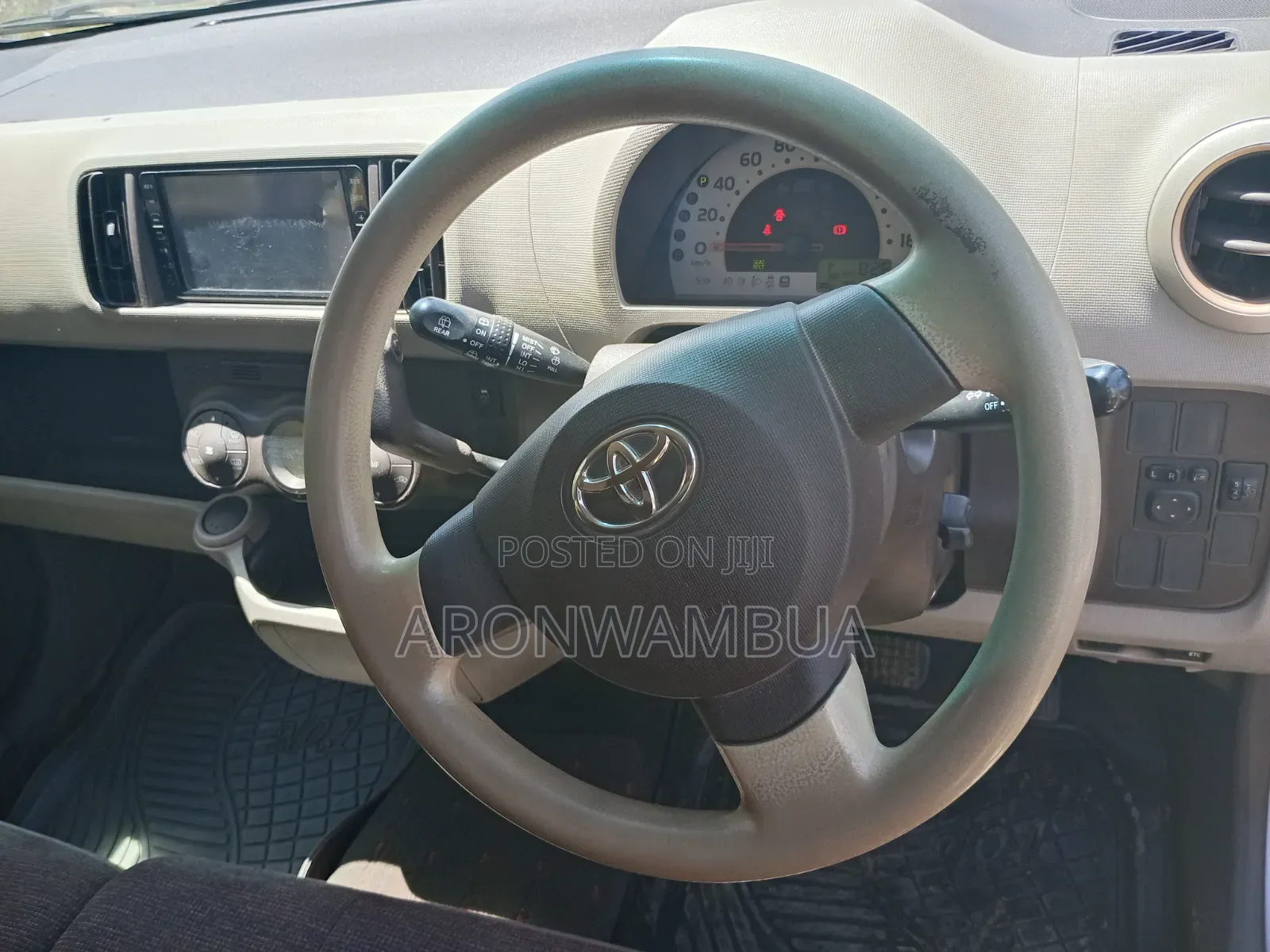 Toyota Passo 2016 Silver