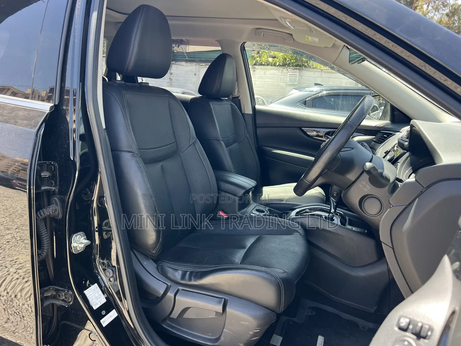 Nissan X-Trail 2.0 Petrol FWD 2018 Black