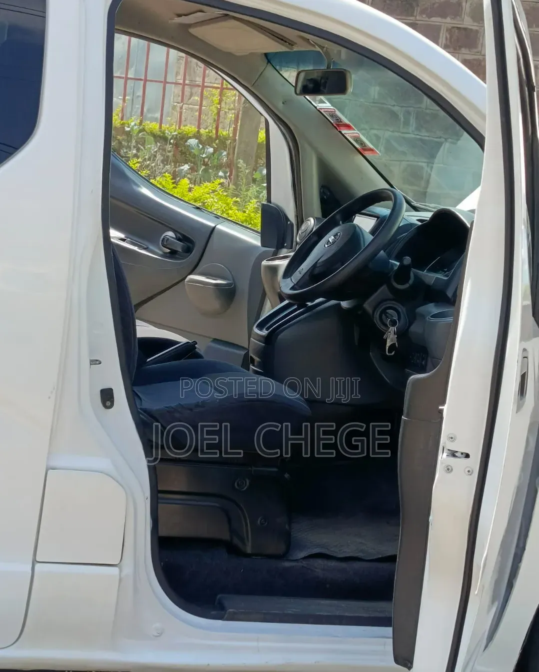 Nissan NV200 2009 White