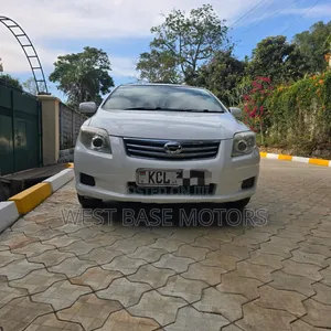 Toyota Axio 2011 White