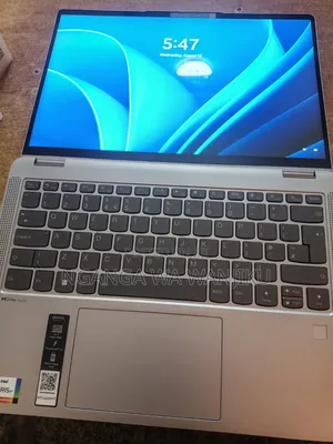 New Laptop Lenovo Flex 5 8GB Intel Core i7 SSD 512GB