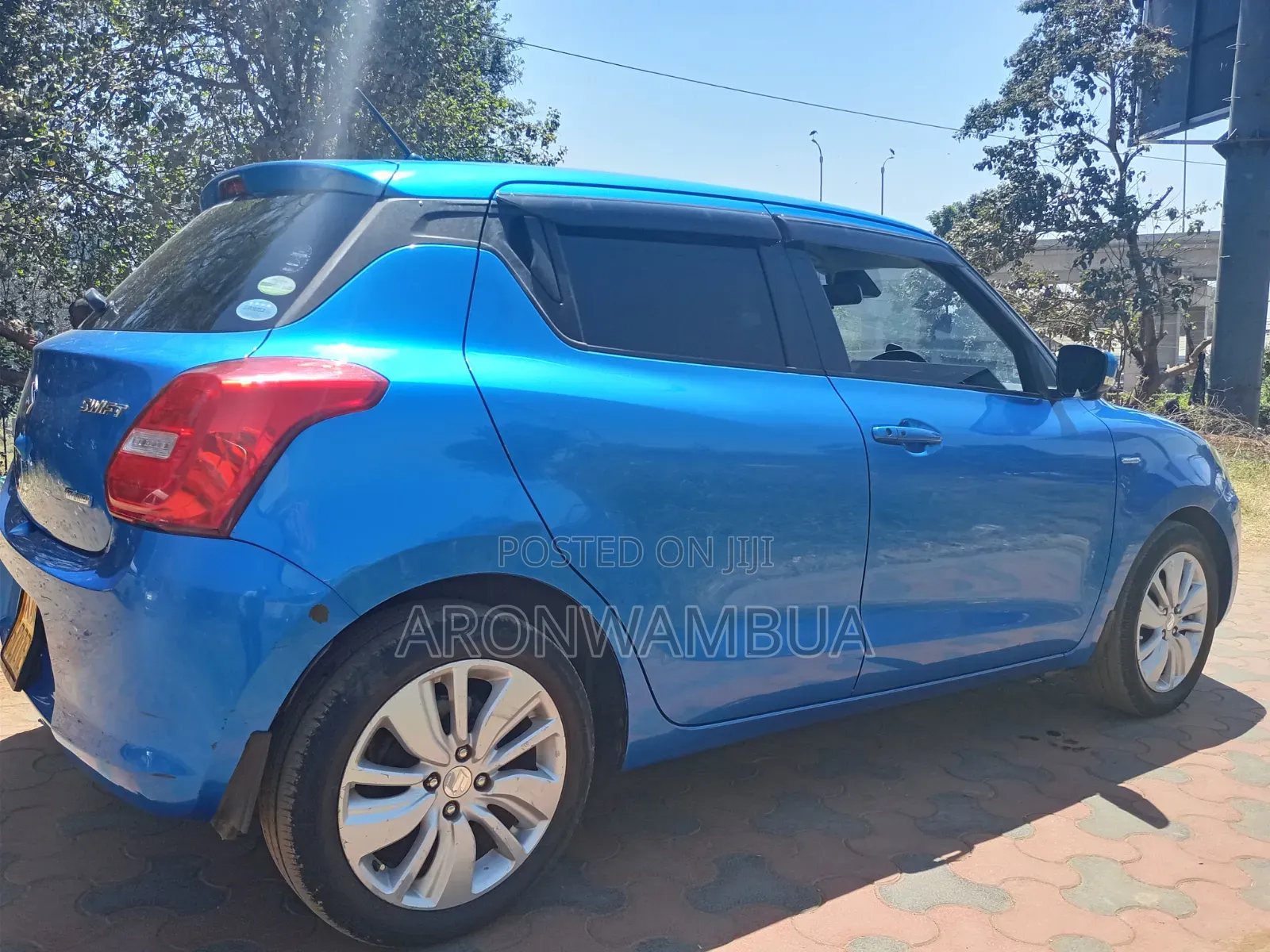 Suzuki Swift 2018 Blue
