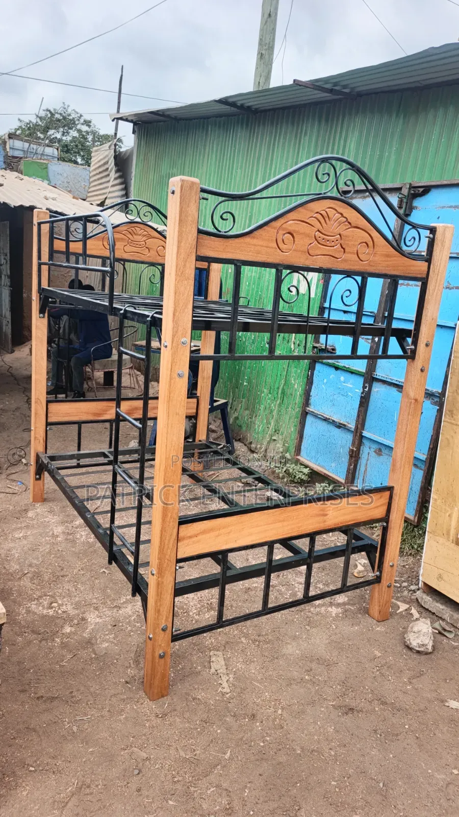 Hybrid Metal and Hardwood Mahogany Double Decker Bunk Bed 4 * 6