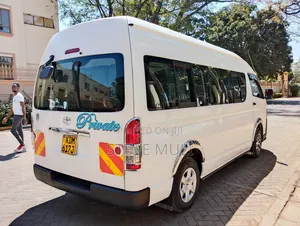 Toyota HiAce 2016 White