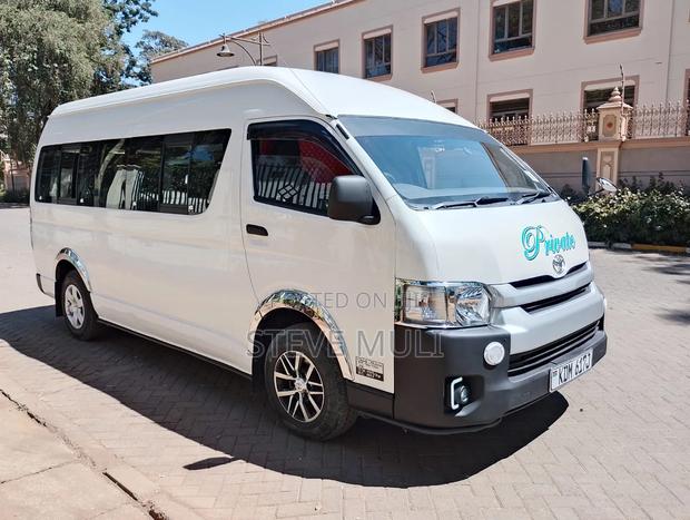 Toyota HiAce 2016 White - thumbnail 5