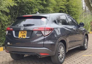 Honda Vezel 1.5 Hybrid 4WD 2016 Black
