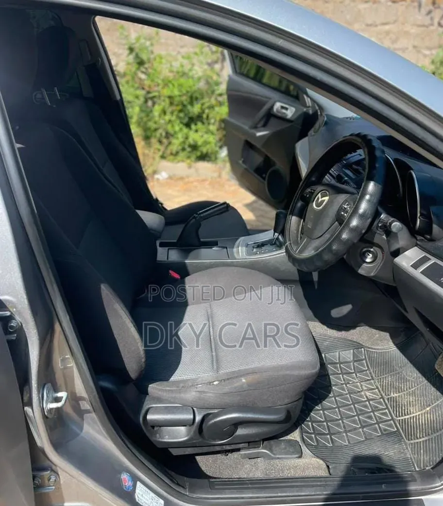 Mazda Axela 2010 Silver