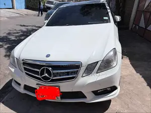 Mercedes-Benz E350 2011 White