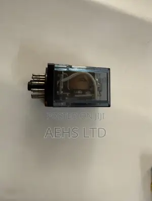 OMRON Toshiba Relay With Socket Base (Various Sizes)