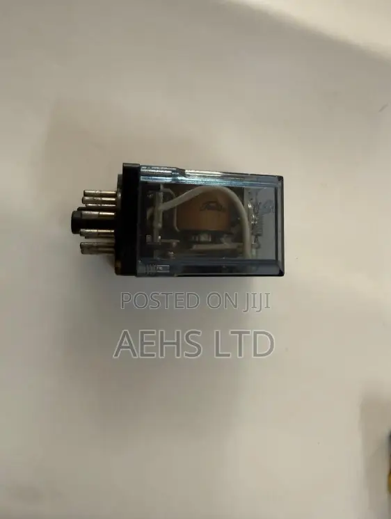 OMRON Toshiba Relay With Socket Base (Various Sizes)