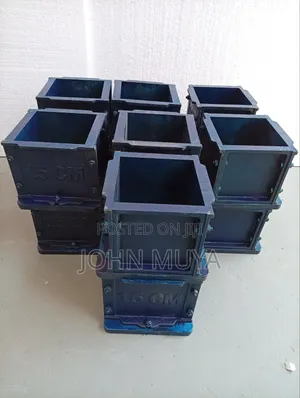 Professional Grade 15cm Cast Iron Cube Moulds