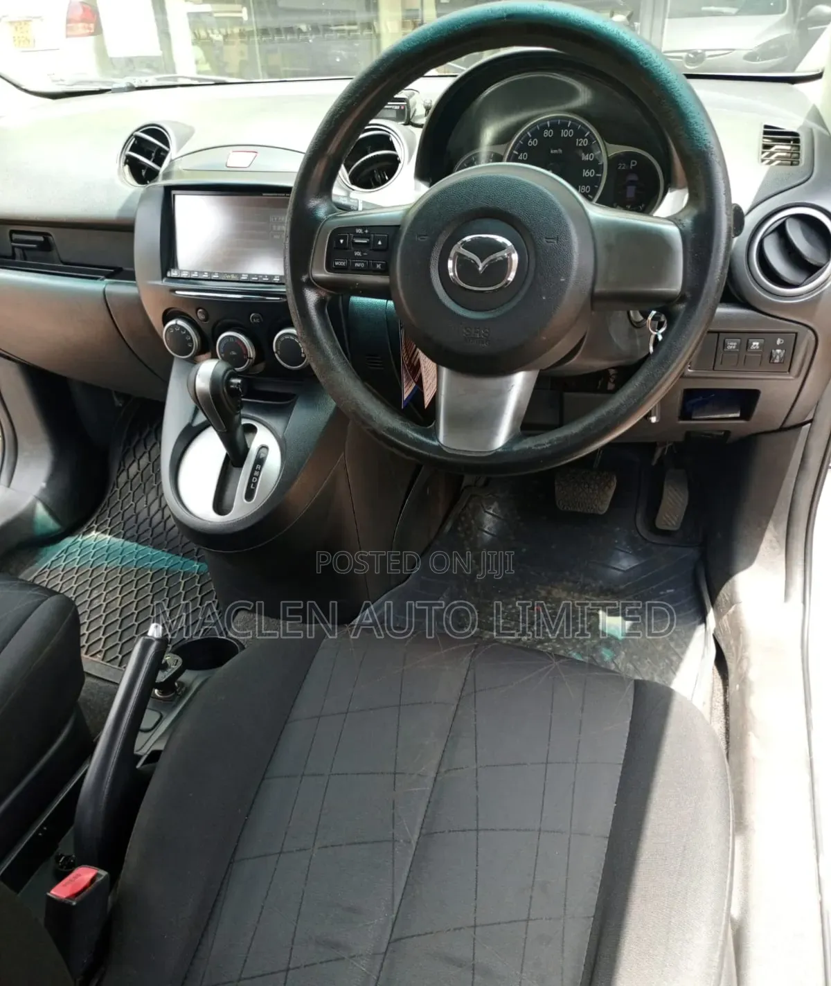 Mazda Demio 2012 Silver