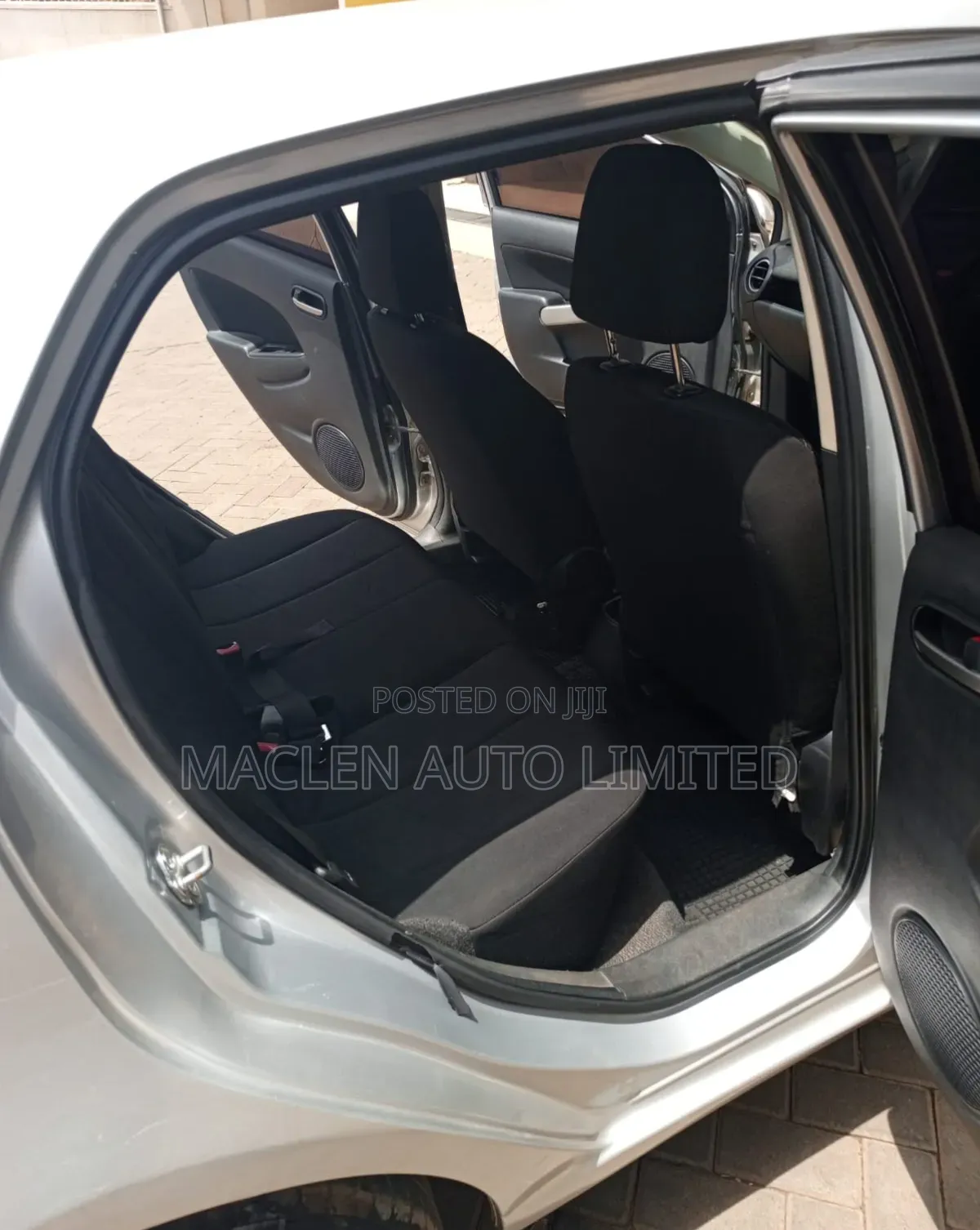 Mazda Demio 2012 Silver