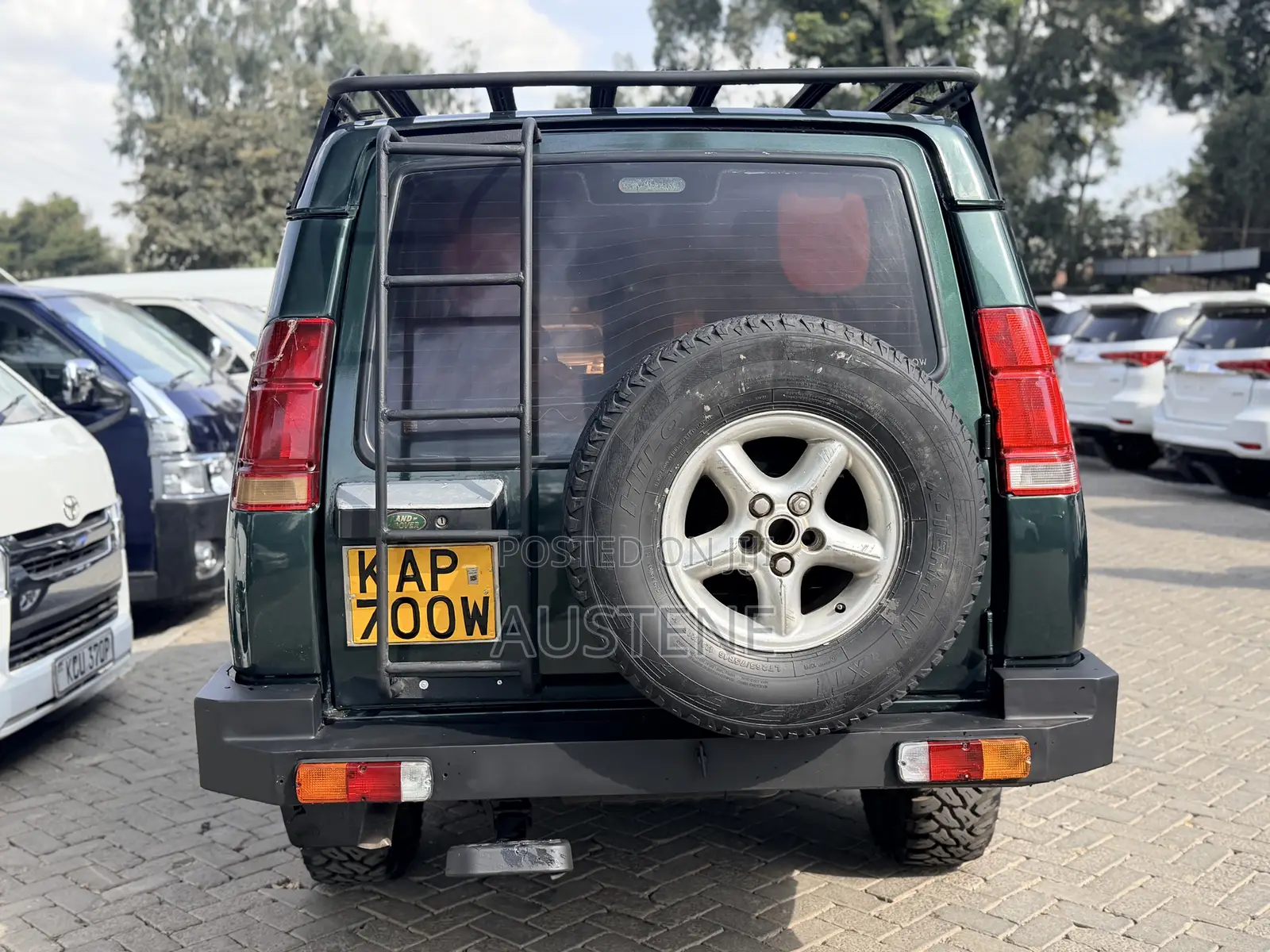 Land Rover Discovery 2002 Green