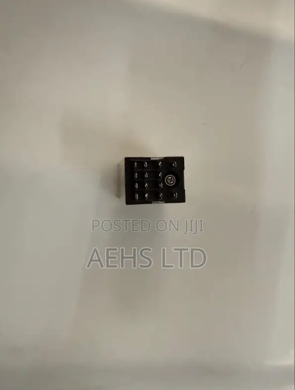 OMRON Toshiba Relay With Socket Base (Various Sizes)