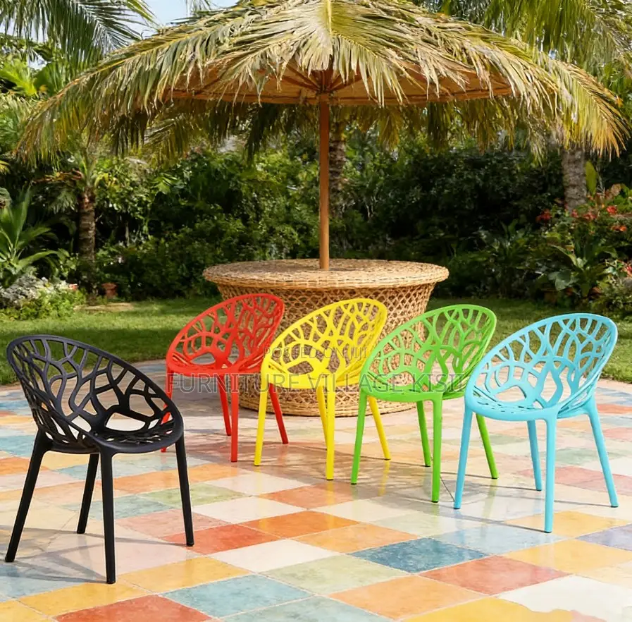 Home Chair: Plastic Restaurant Chair