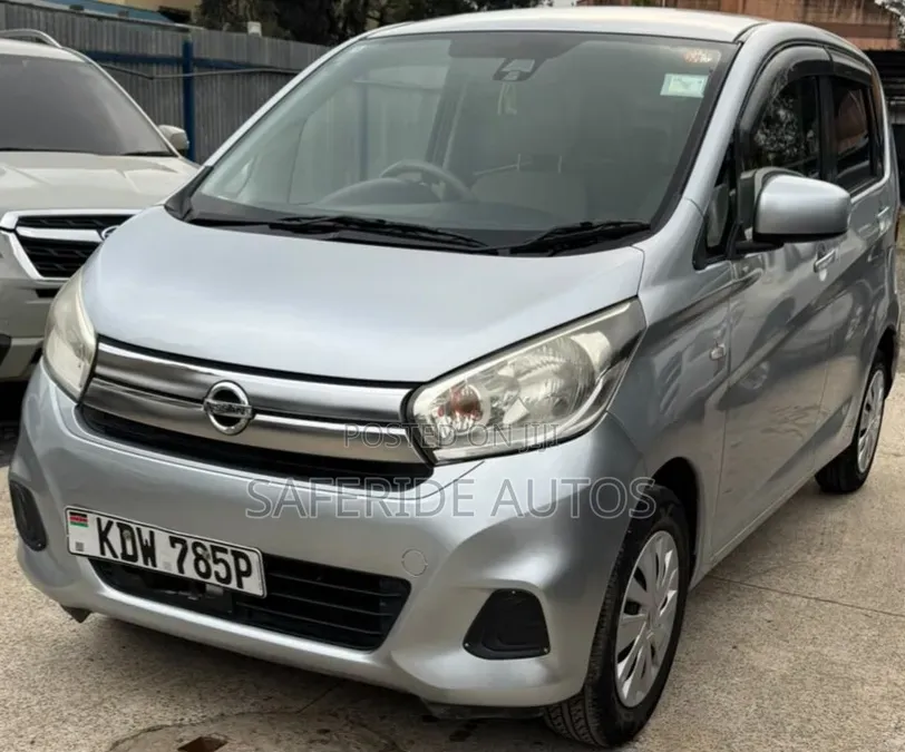 Nissan Dayz 2018 Silver