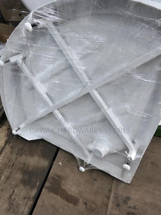 90 by 90 Shower Tray With Waste