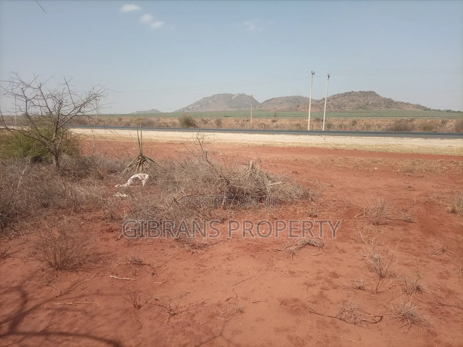 1 Acre Prime Land for Sale – Voi