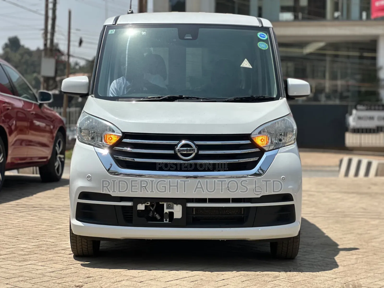 Nissan Dayz Roox 2019 White