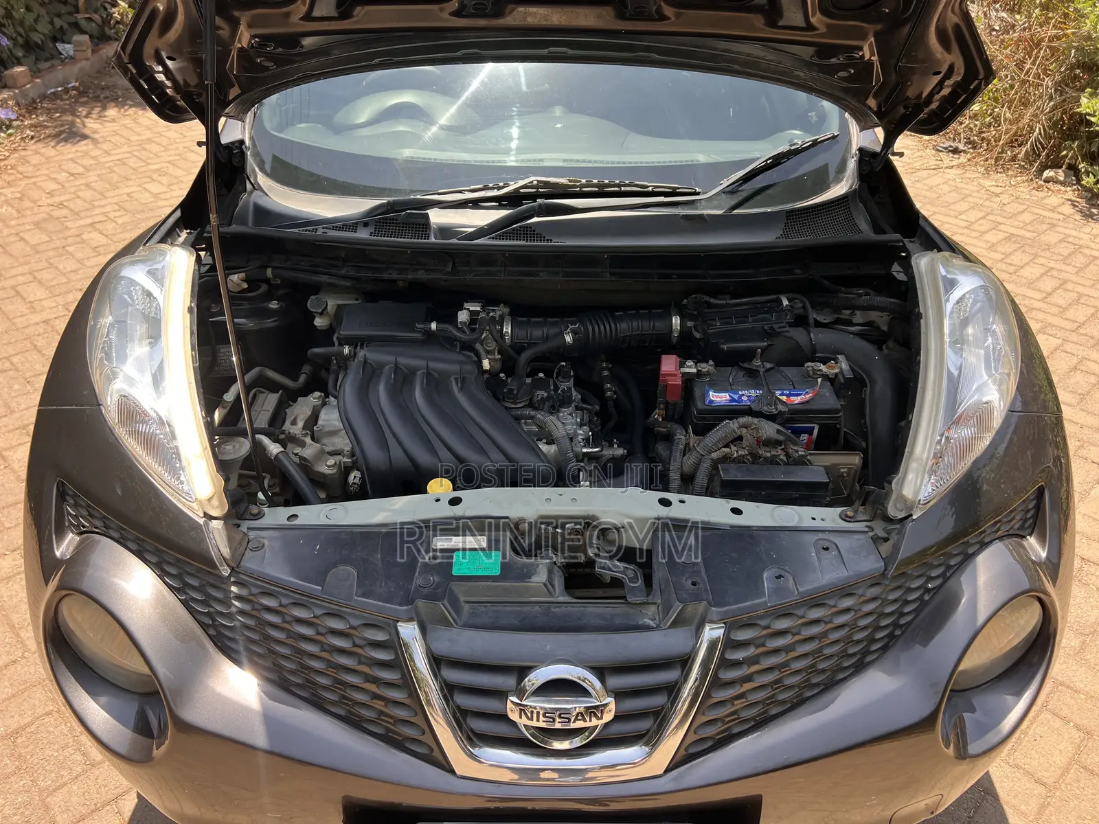 Nissan Dualis 2013 Brown