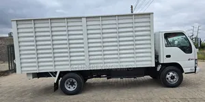 Isuzu NPR Local