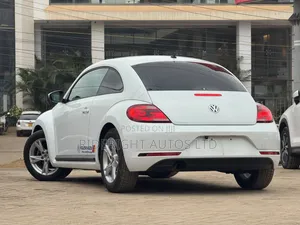 Volkswagen Beetle 2019 White